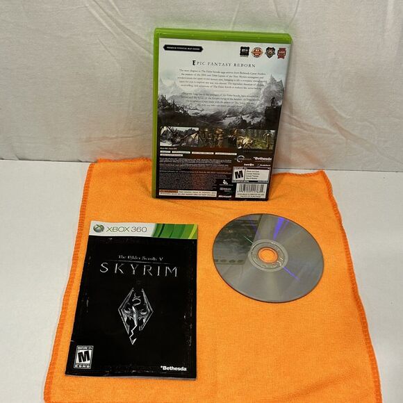 The Elder Scrolls V: Skyrim(Microsoft Xbox 360, 2011) Complete - Picture 2 of 2